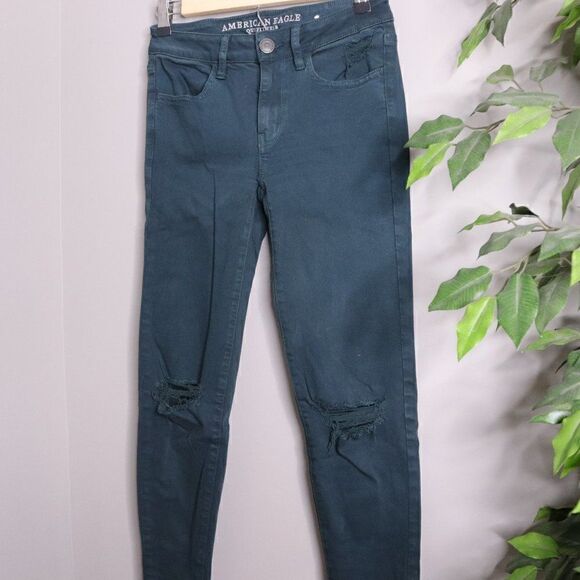 American Eagle | Distressed Jegging Jeans - Picture 2 of 7